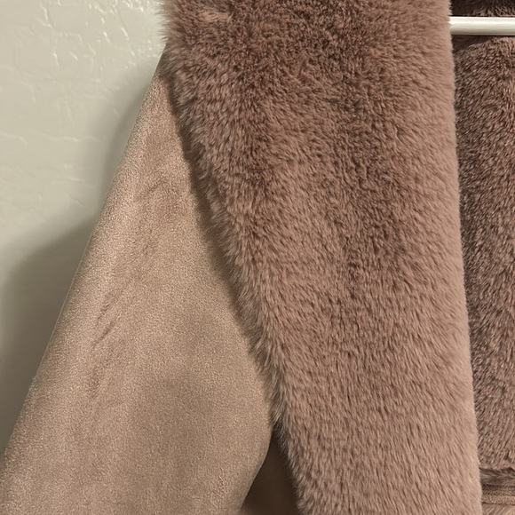 Blush Pink Coat - Picture 3 of 10